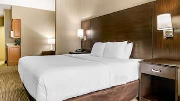 Suite, 1 King Bed with Sofa bed, Accessible, Non Smoking