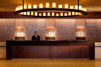 Reception area at Marriott San Antonio Riverwalk