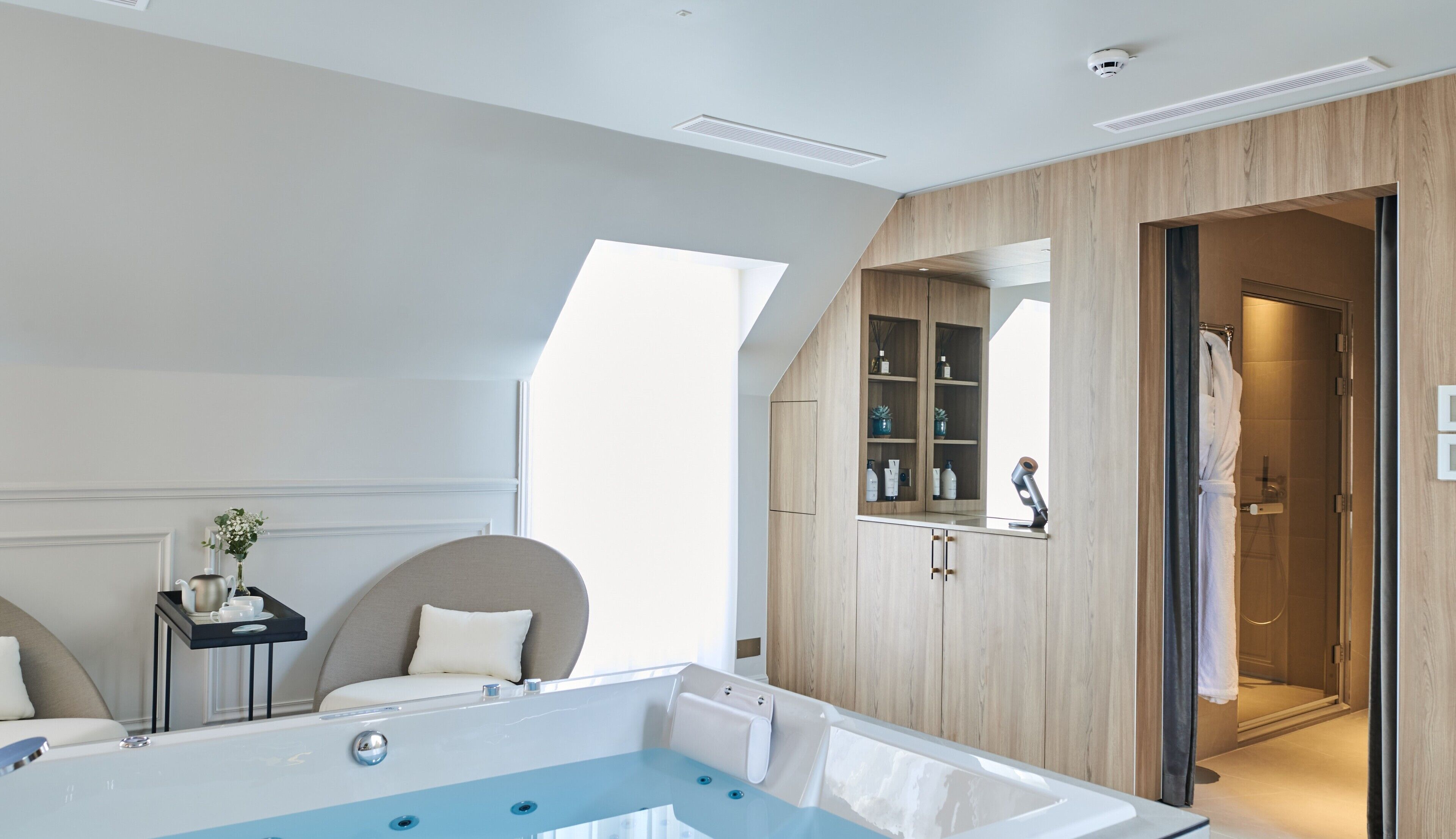 couples treatment room(s), sauna, hot tub, body treatments