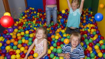 Children’s play area – indoor