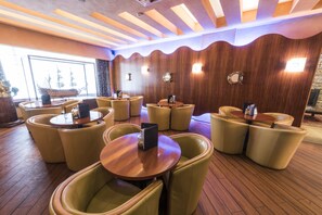 Bar (on property) - Hotel Bero (Ostend)