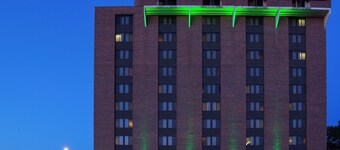 Holiday Inn Winnipeg-Airport West by IHG