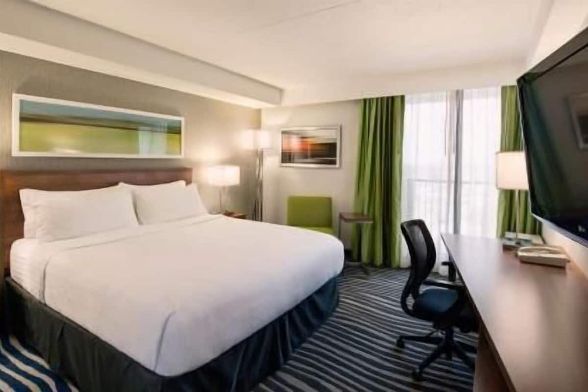 Hypo-allergenic bedding, desk, laptop workspace, soundproofing