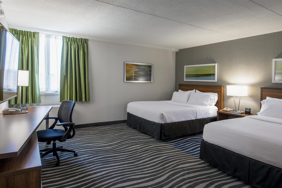 Suite, Mehrere Betten, Nichtraucher (Living Room;Walk-in Shower)