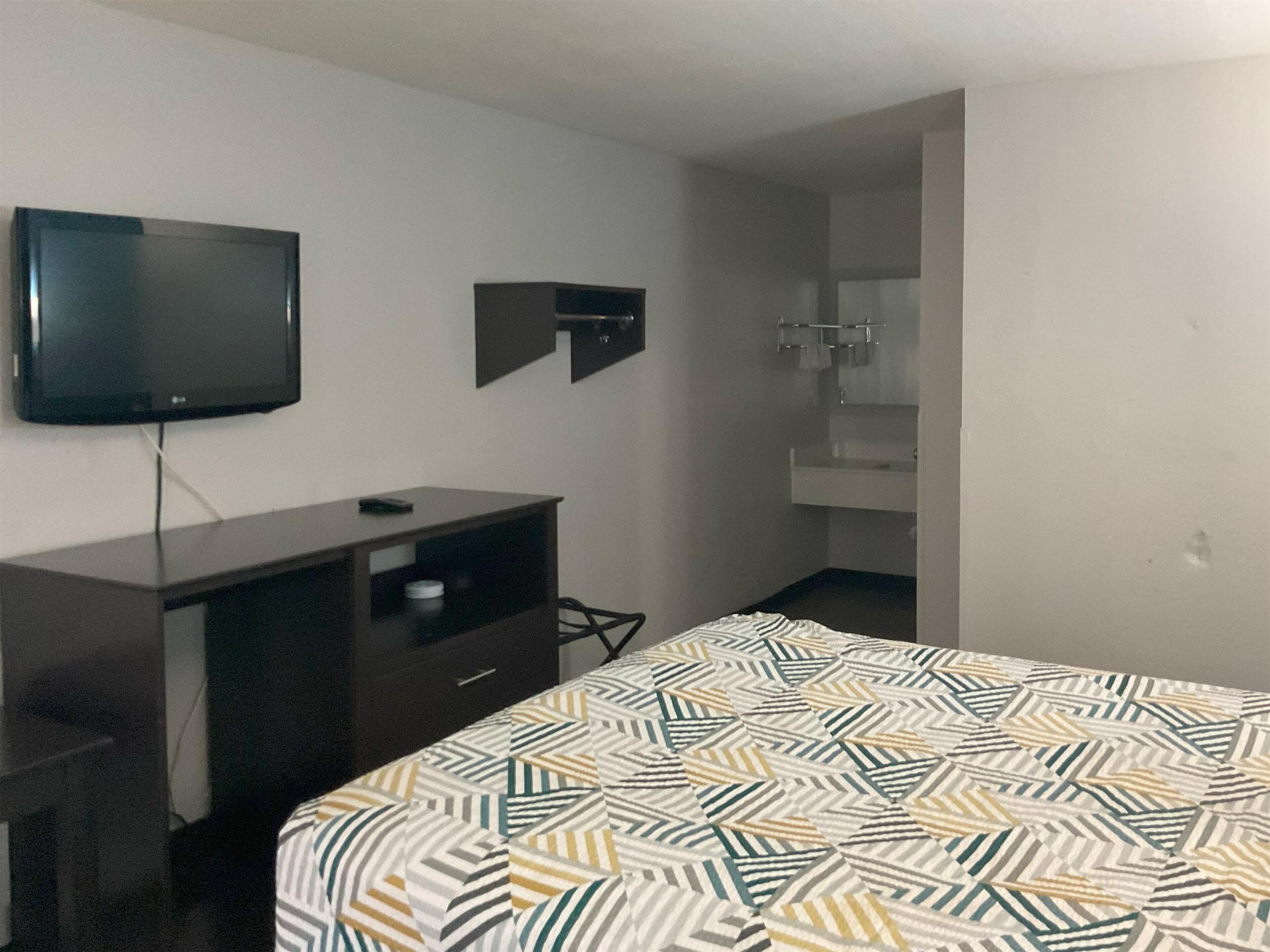 Desk, iron/ironing board, free WiFi, bed sheets