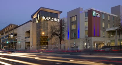 Holiday Inn Express Baltimore At The Stadiums by IHG