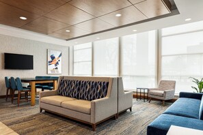 Exterior - Holiday Inn Express Baltimore at the Stadiums by IHG (Baltimore)