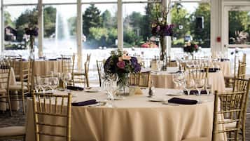 Banquet hall