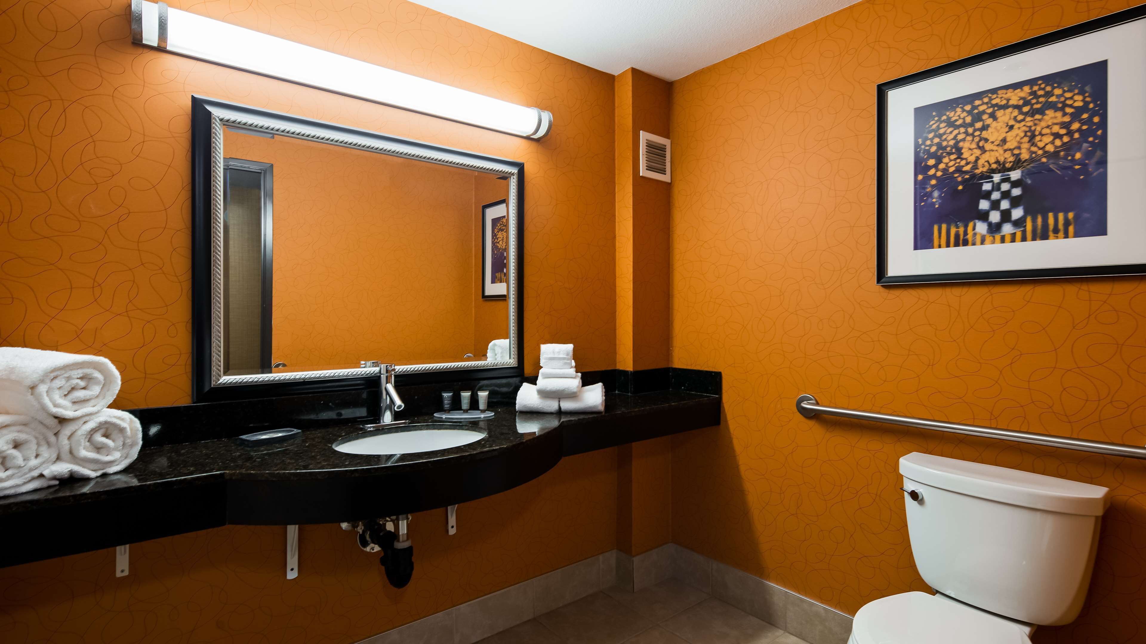 suite, 2 queen beds, accessible, bathtub (with sofabed) | bathroom | combined shower/bathtub, free toiletries, hair dryer, towels