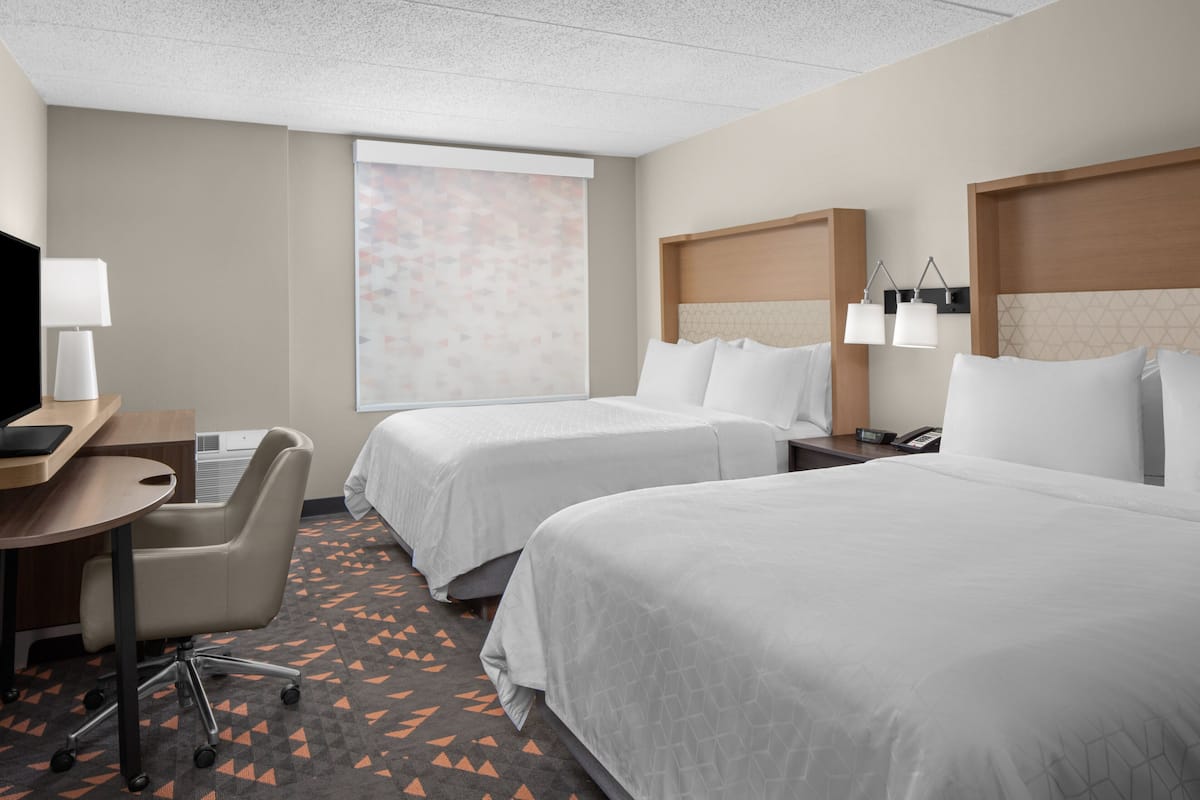 1 bedroom, in-room safe, desk, iron/ironing board