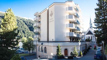 Fachada de la propiedad