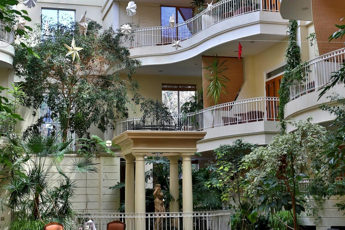 Hall