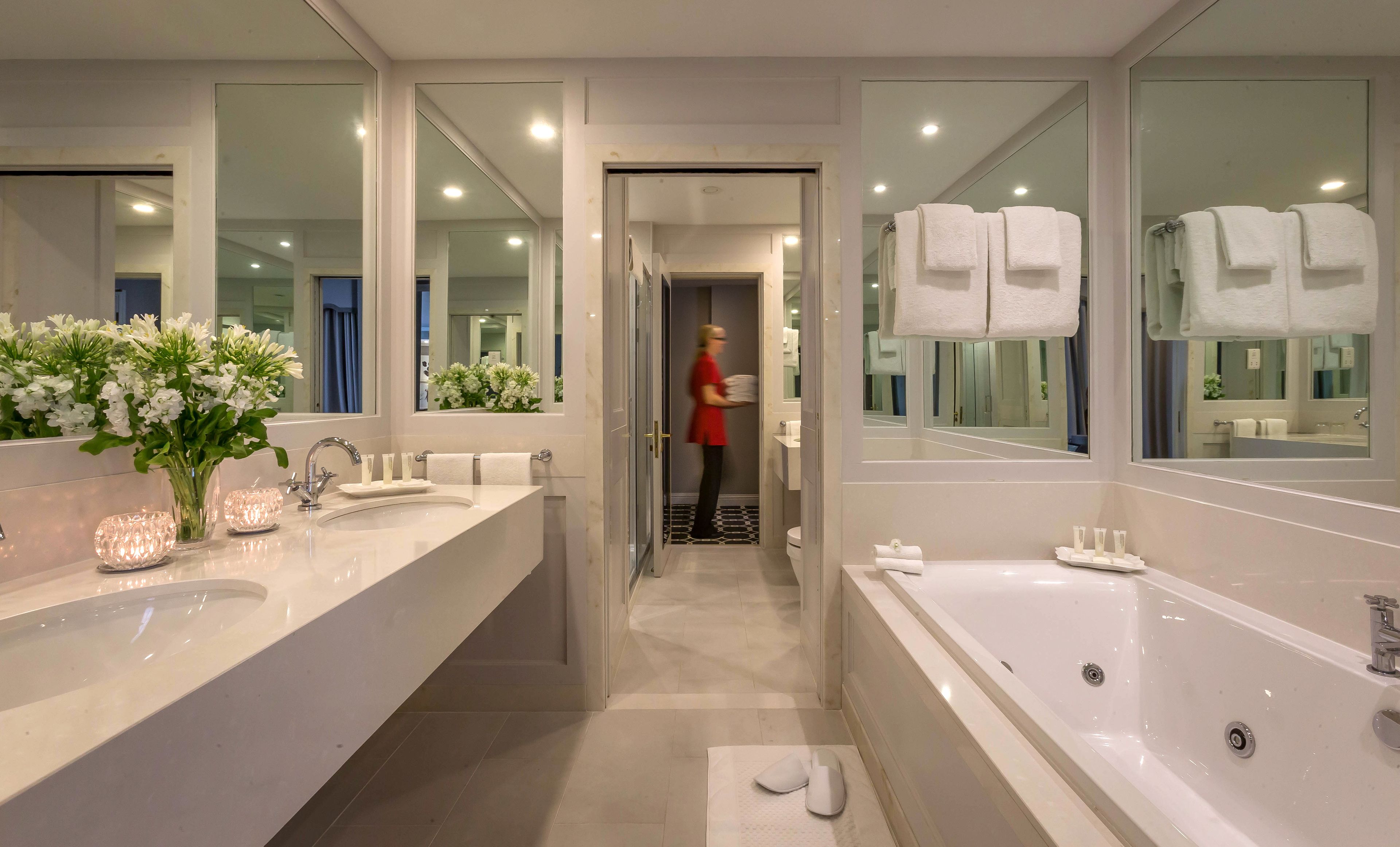 presidential suite | bathroom | combined shower/bathtub, designer toiletries, hair dryer, bathrobes