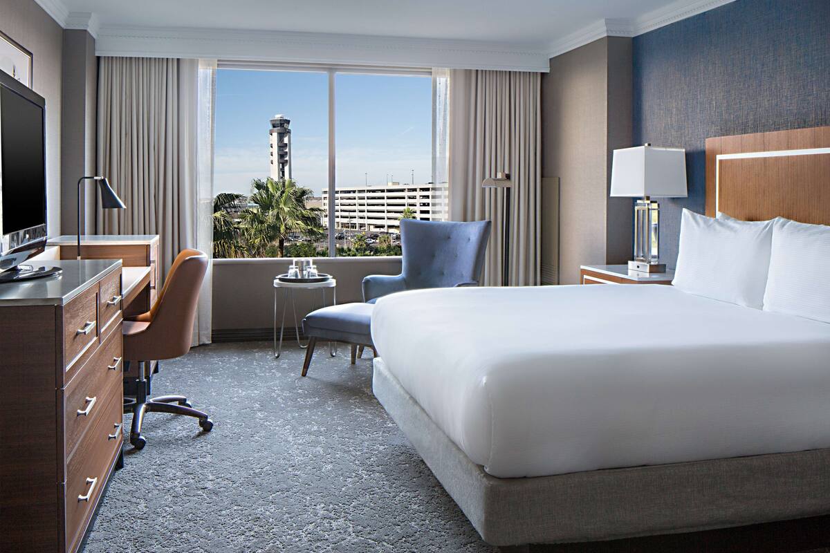 in-room safe, desk, soundproofing, iron/ironing board