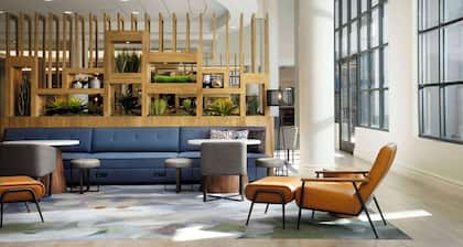 Hilton New Orleans Airport