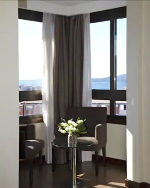 Suite | Minibar, in-room safe, desk, soundproofing