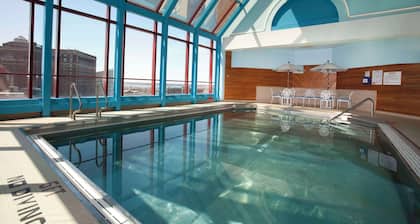 Hyatt Regency Buffalo / Hotel and Conference Center