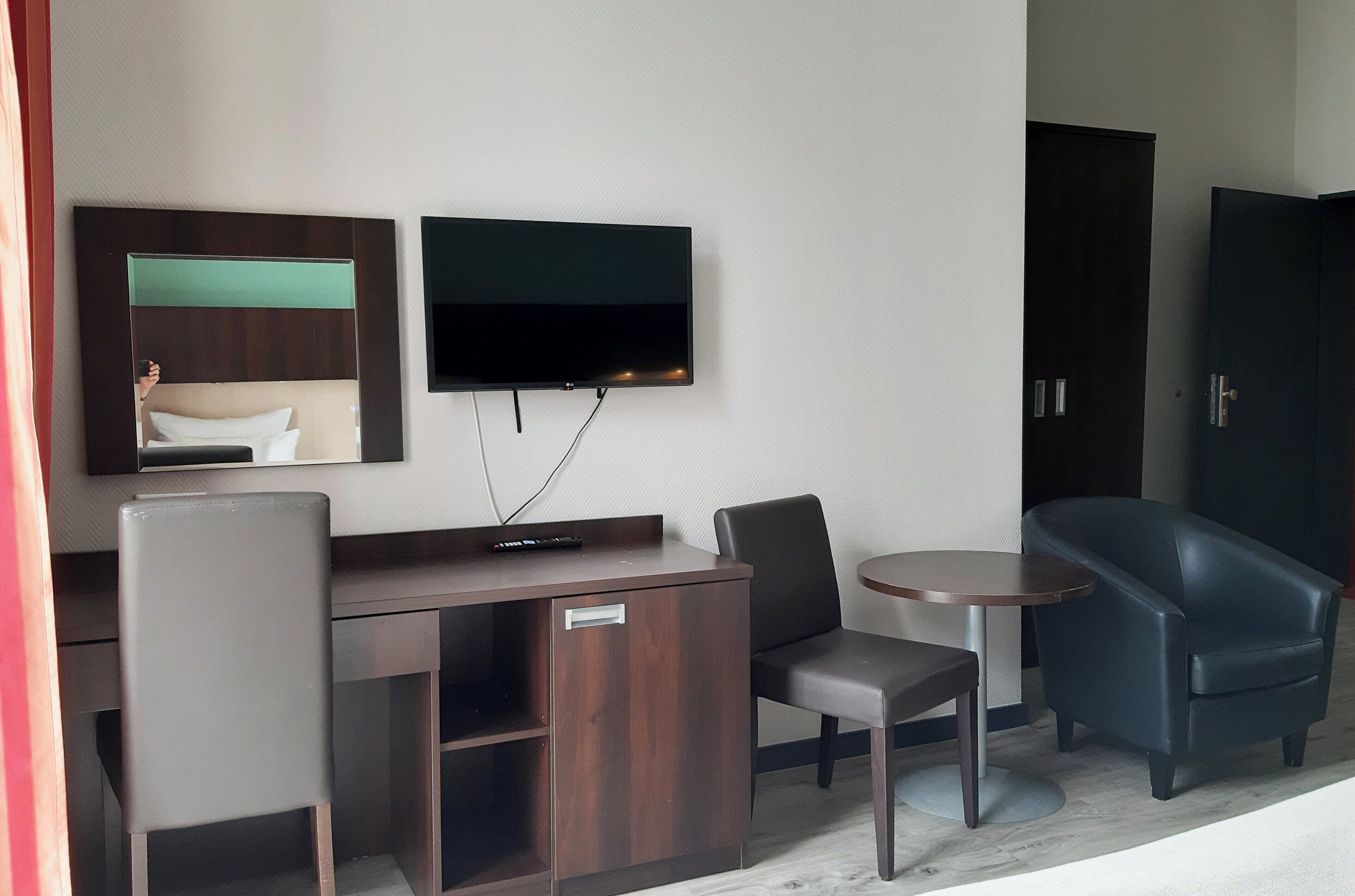 In-room safe, individually furnished, desk, blackout curtains