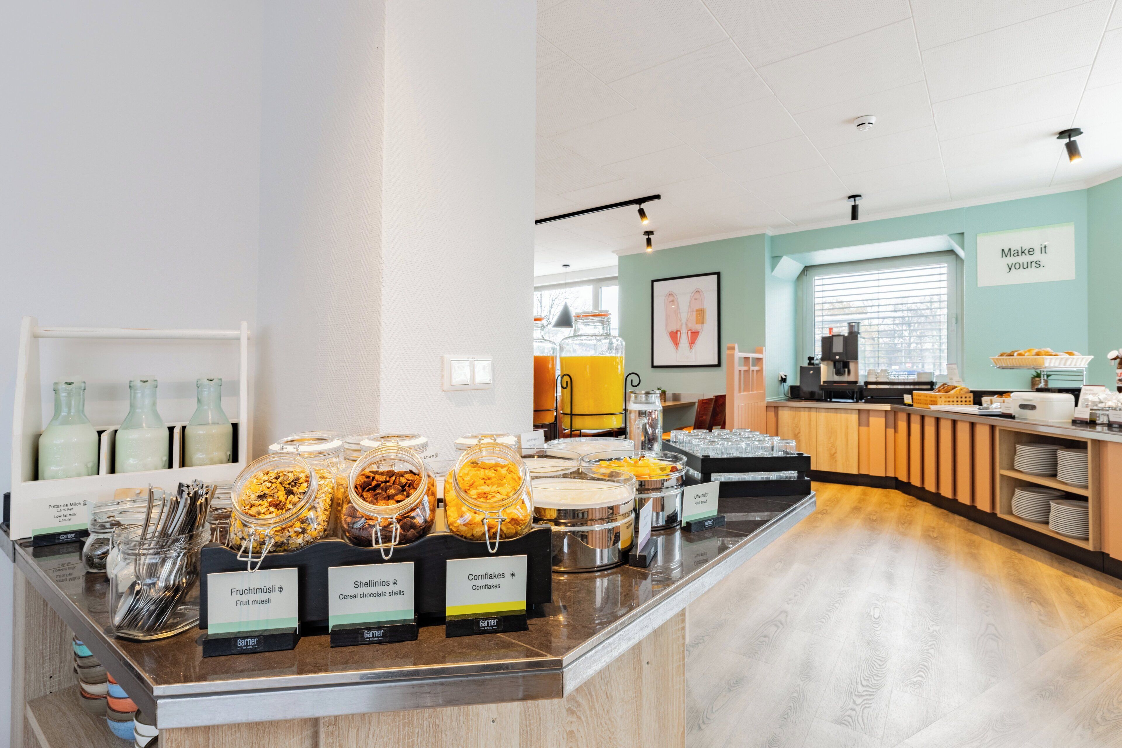 Tägliches Frühstücksbuffet gegen Gebühr