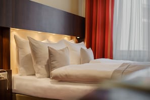 Standard Double Room | Hypo-allergenic bedding, in-room safe, individually furnished, desk