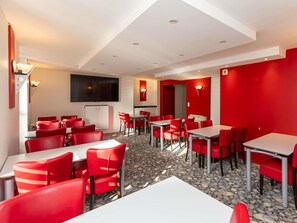 Free buffet breakfast