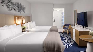 Premium bedding, in-room safe, laptop workspace, blackout drapes