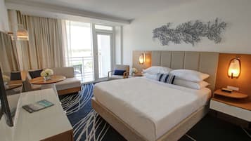 Hochwertige Bettwaren, Zimmersafe, laptopgeeigneter Arbeitsplatz