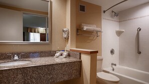 Combined shower/bathtub, hair dryer, towels - Best Western Galleria Inn & Suites (Buffalo)
