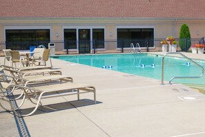 Seasonal outdoor pool