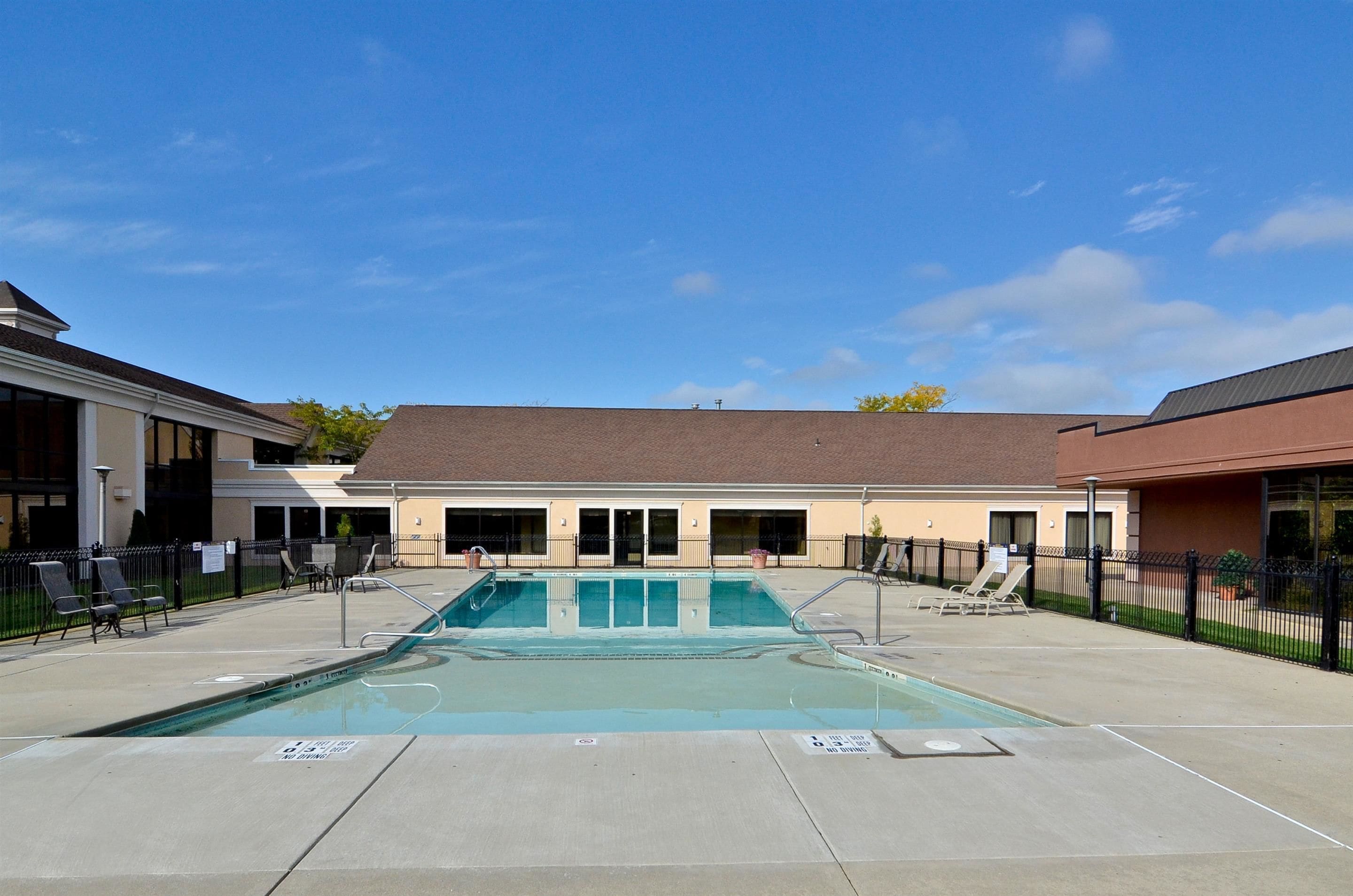 Seasonal outdoor pool