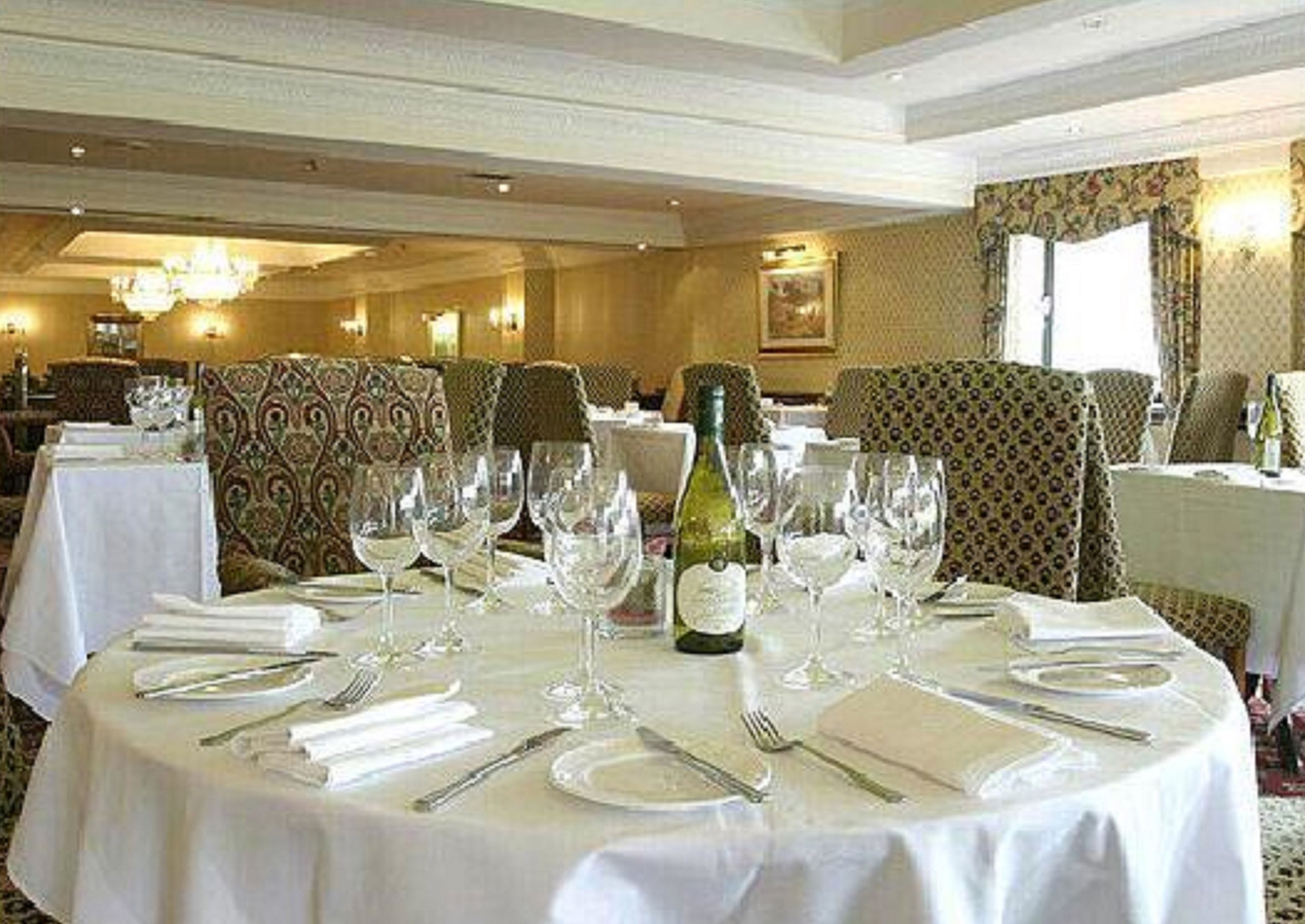 Aperto a pranzo e cena