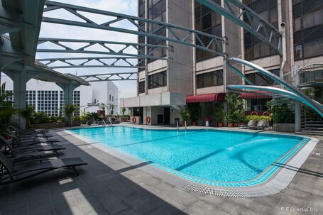 Furama City Centre - Image 11