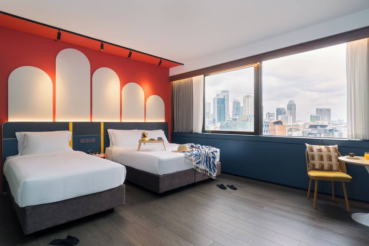 Phòng Suite dành cho gia đình | Minibar, két bảo mật tại phòng, bàn