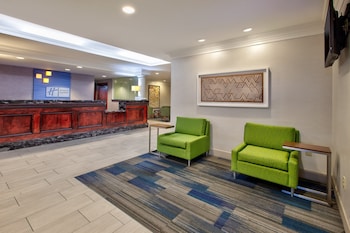Exterior at Holiday Inn Express Philadelphia-Midtown, an IHG Hotel