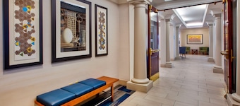 Holiday Inn Express Philadelphia-Midtown by IHG