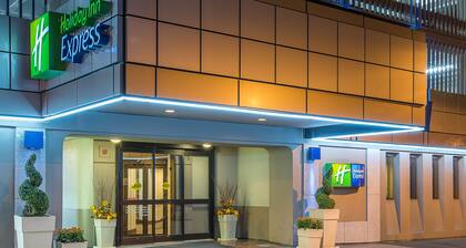 Holiday Inn Express Philadelphia-Midtown, an IHG Hotel