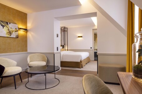 Victoria Palace Hotel Paris - Image 2