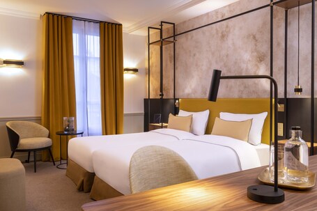 Victoria Palace Hotel Paris - Image 11
