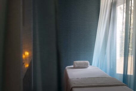 Victoria Palace Hotel Paris - Image 30
