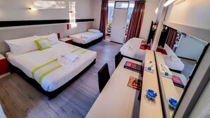 ห้องแฟมิลี่ | 1 ห้องนอน, เครื่องนอนระดับพรีเมียม, มินิบาร์, ตู้นิรภัยในห้องพัก