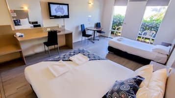 1 habitación, minibar, caja de seguridad en la habitación y escritorio