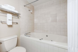 Combined shower/bathtub, hair dryer, towels