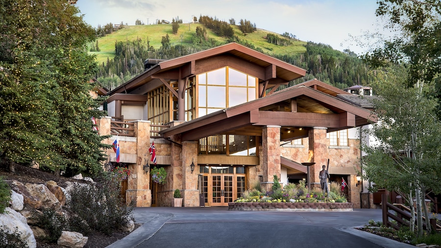 Stein Eriksen Lodge