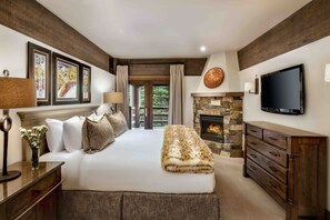 1 bedroom, premium bedding, minibar, in-room safe