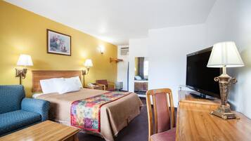 Hypo-allergenic bedding, in-room safe, desk, laptop workspace