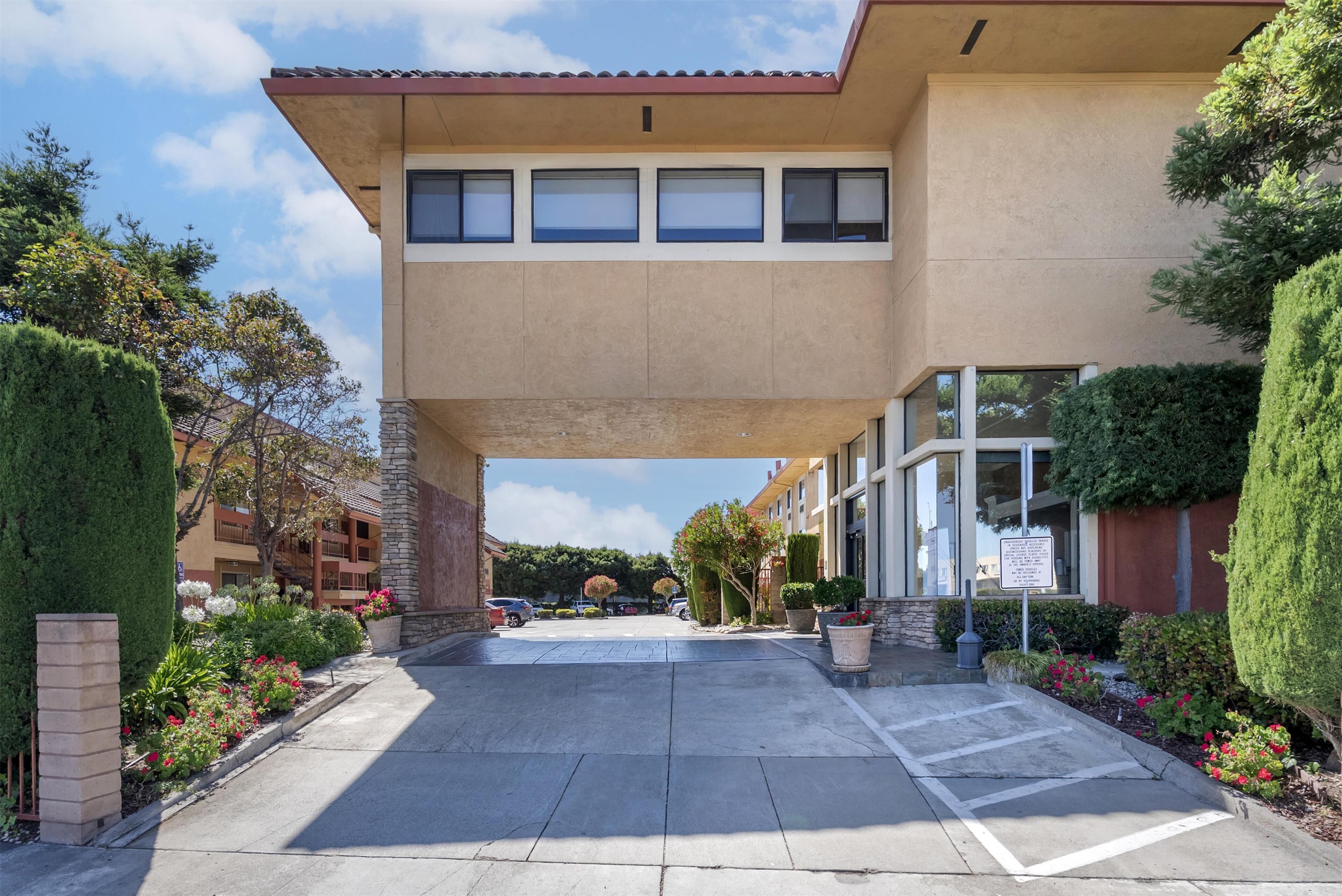 Photo - Best Western PLUS Inn of Hayward