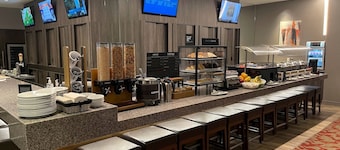 Holiday Inn Winnipeg South by IHG