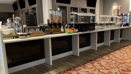 Holiday Inn Winnipeg South, an IHG Hotel - Image 42
