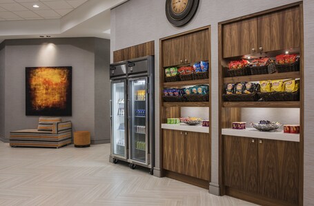 Holiday Inn Winnipeg South, an IHG Hotel - Image 19