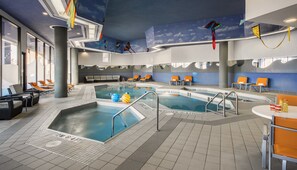 Indoor pool, sun loungers